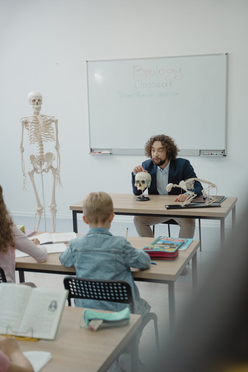 teacher teaching human anatomy in class